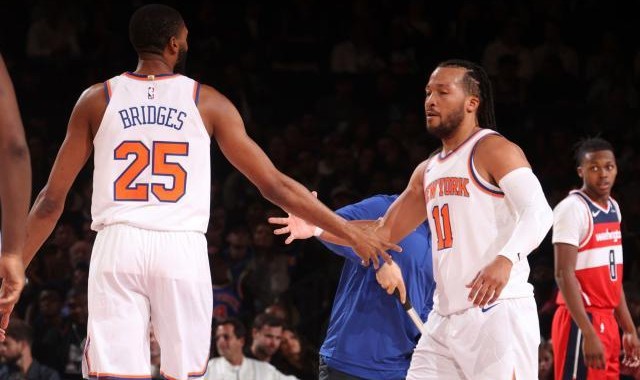 乐鱼体育官网入口-尼克斯三叉戟露锋芒！唐斯大桥布伦森联手轰64+20