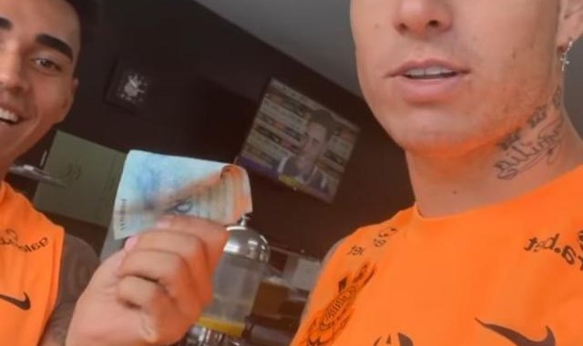 乐鱼体育官网-帽子戏法后 巴西前锋给助攻者发奖金 好玩儿不？